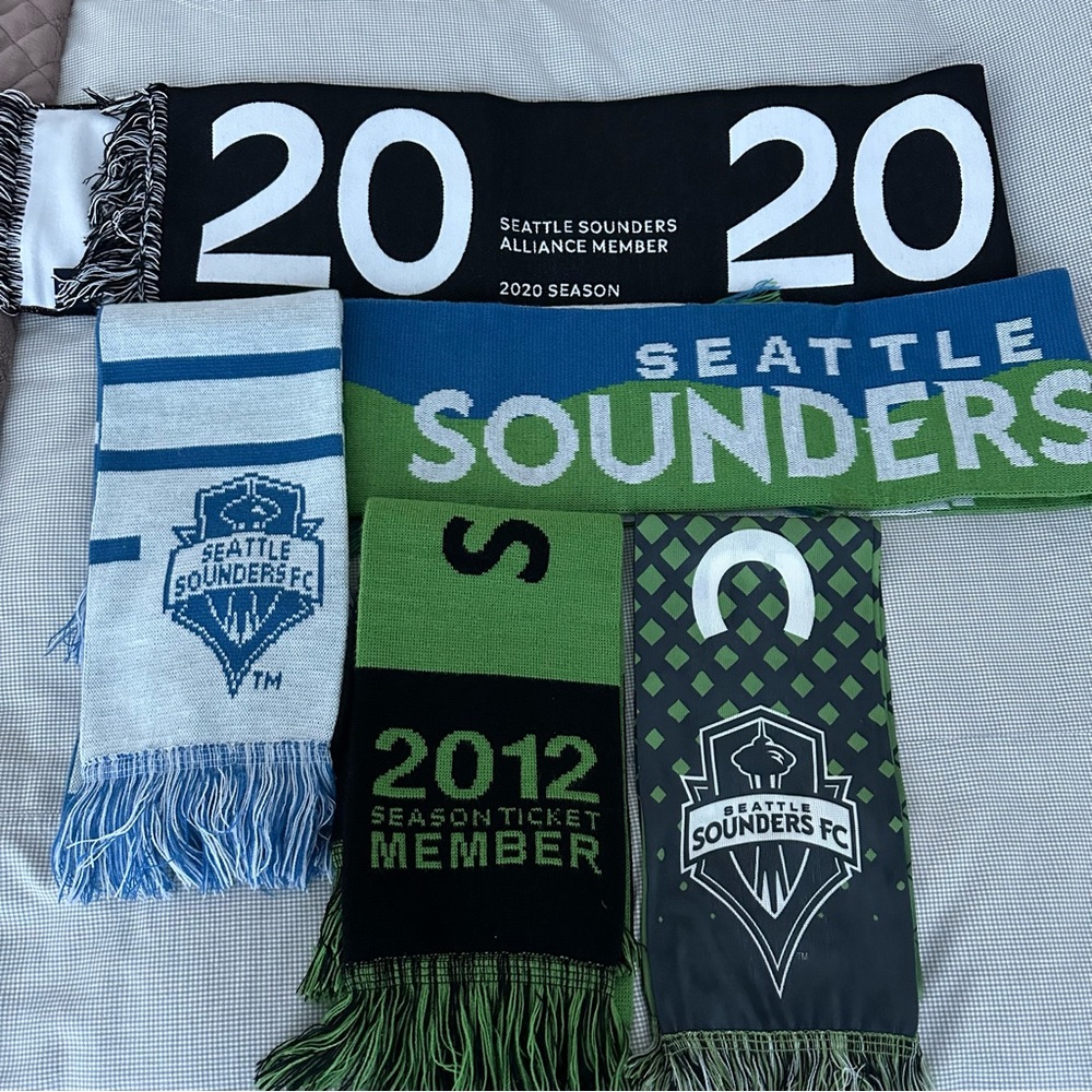 MLS Sale! Five Seattle Sounders FC Soccer Season Tix Holder Scarves!